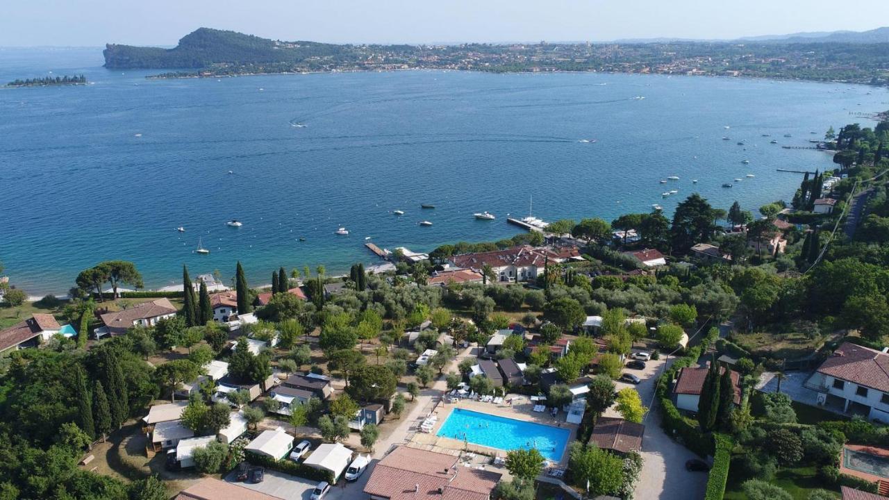 Vacanze Glamping Boutique San Felice del Benaco Luaran gambar