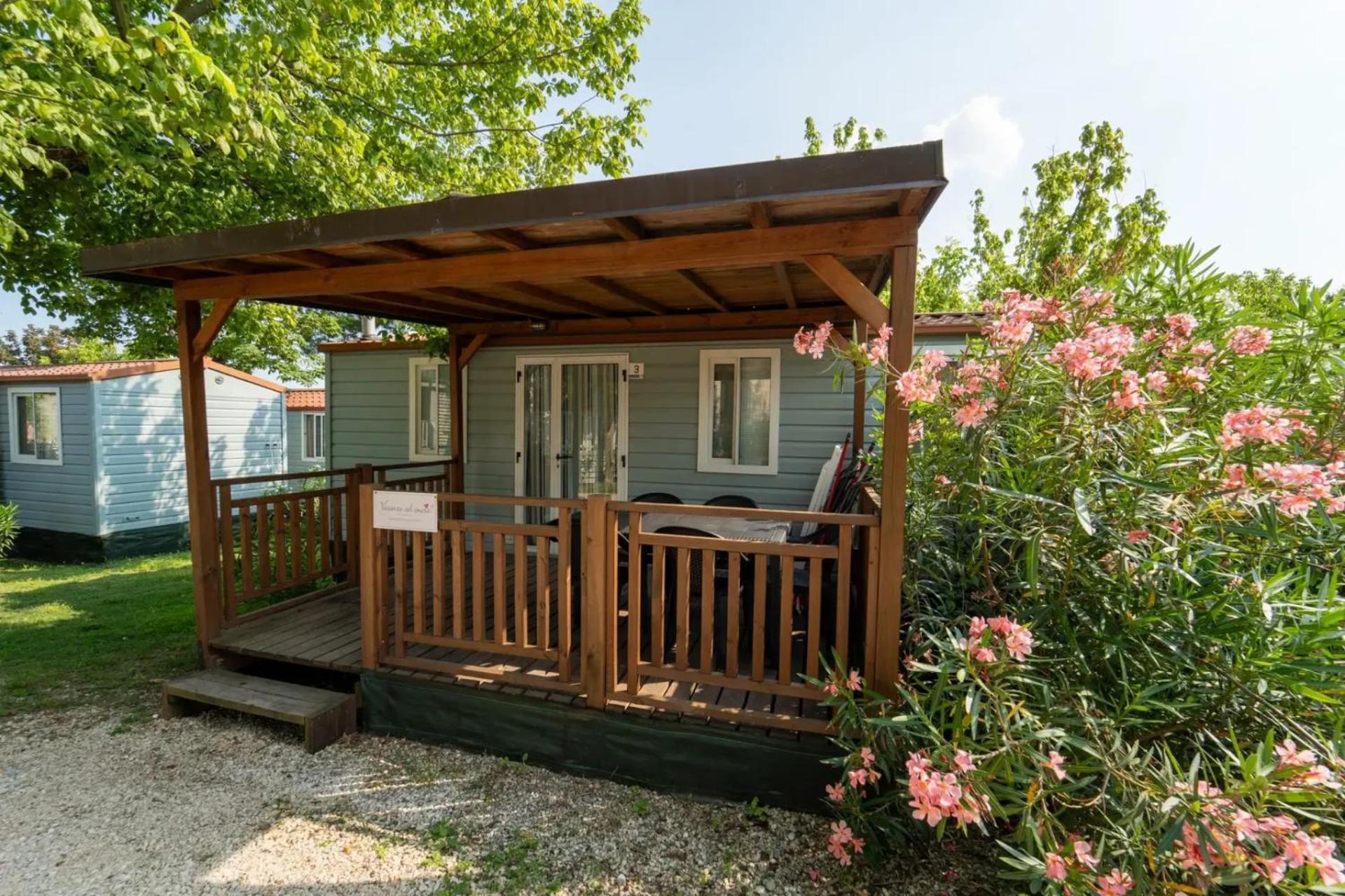 Vacanze Glamping Boutique San Felice del Benaco Luaran gambar