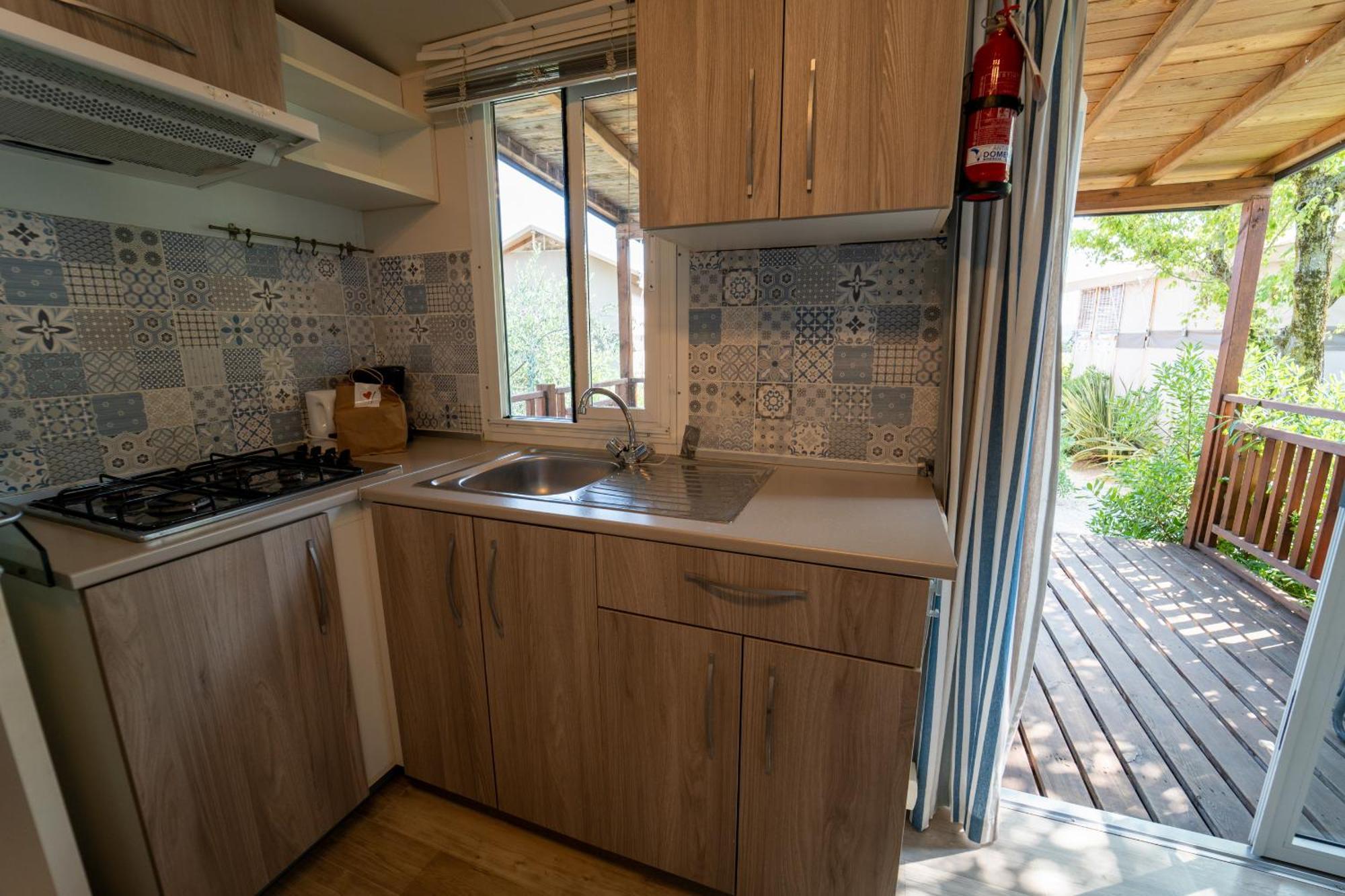 Vacanze Glamping Boutique San Felice del Benaco Bilik gambar