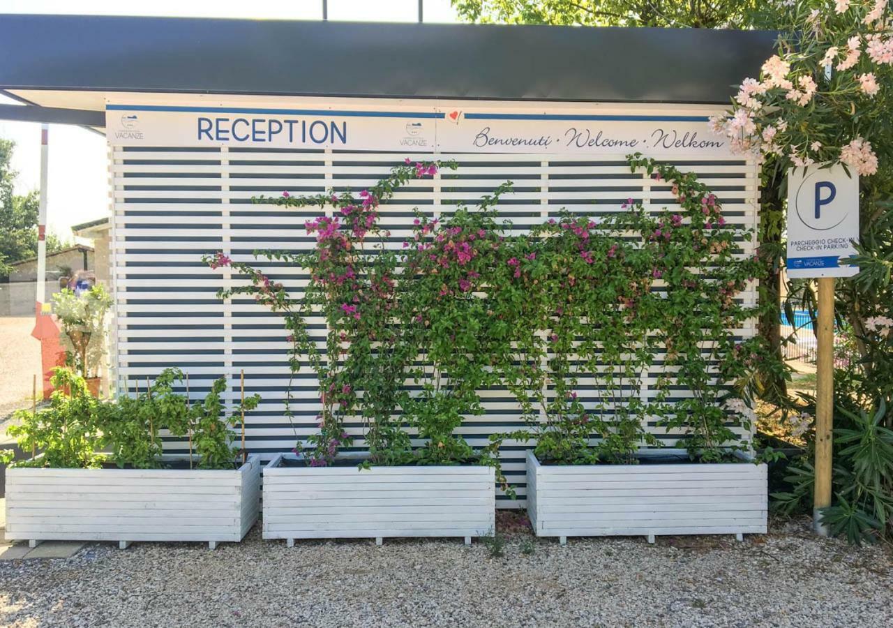Vacanze Glamping Boutique San Felice del Benaco Luaran gambar