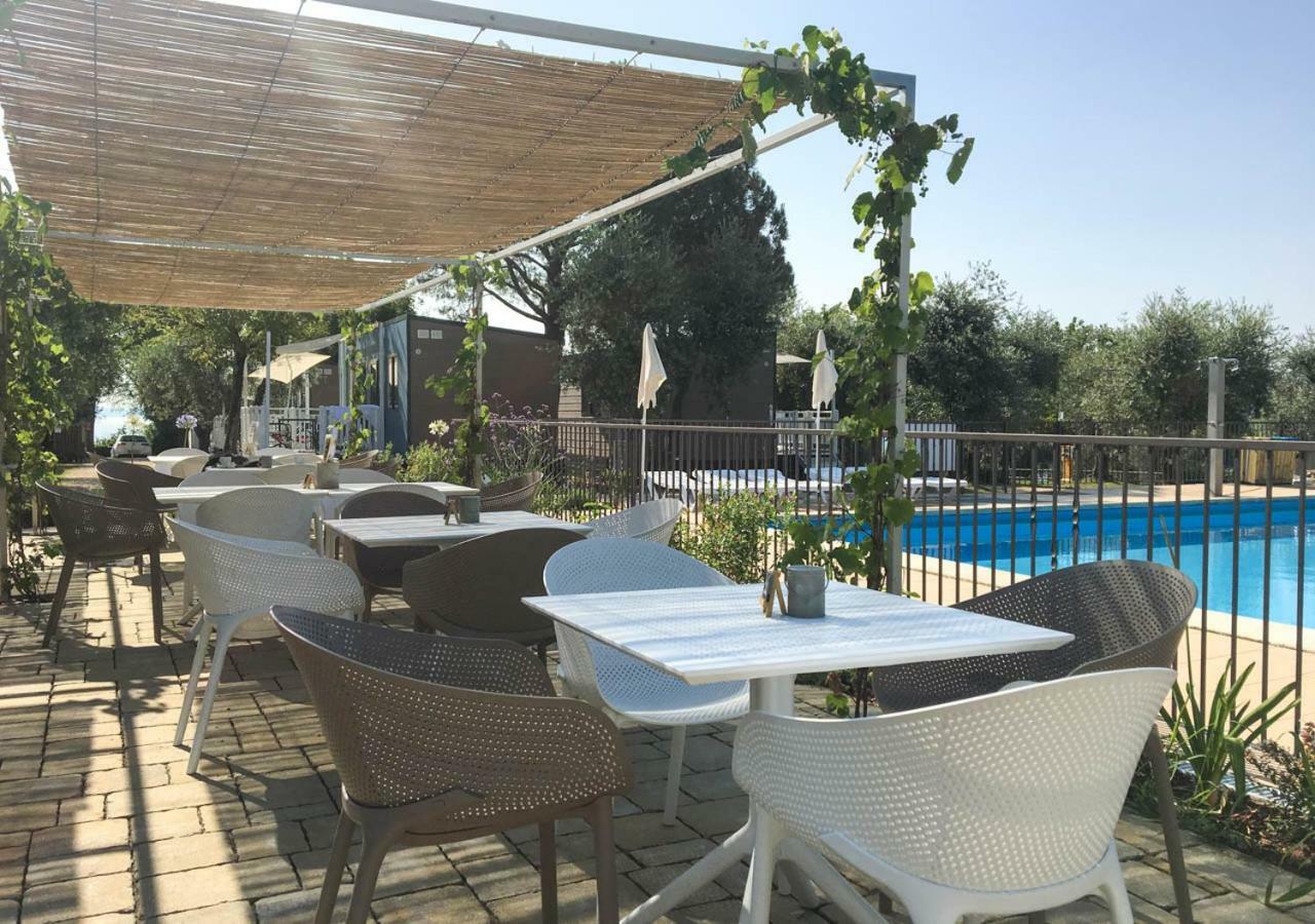 Vacanze Glamping Boutique San Felice del Benaco Luaran gambar