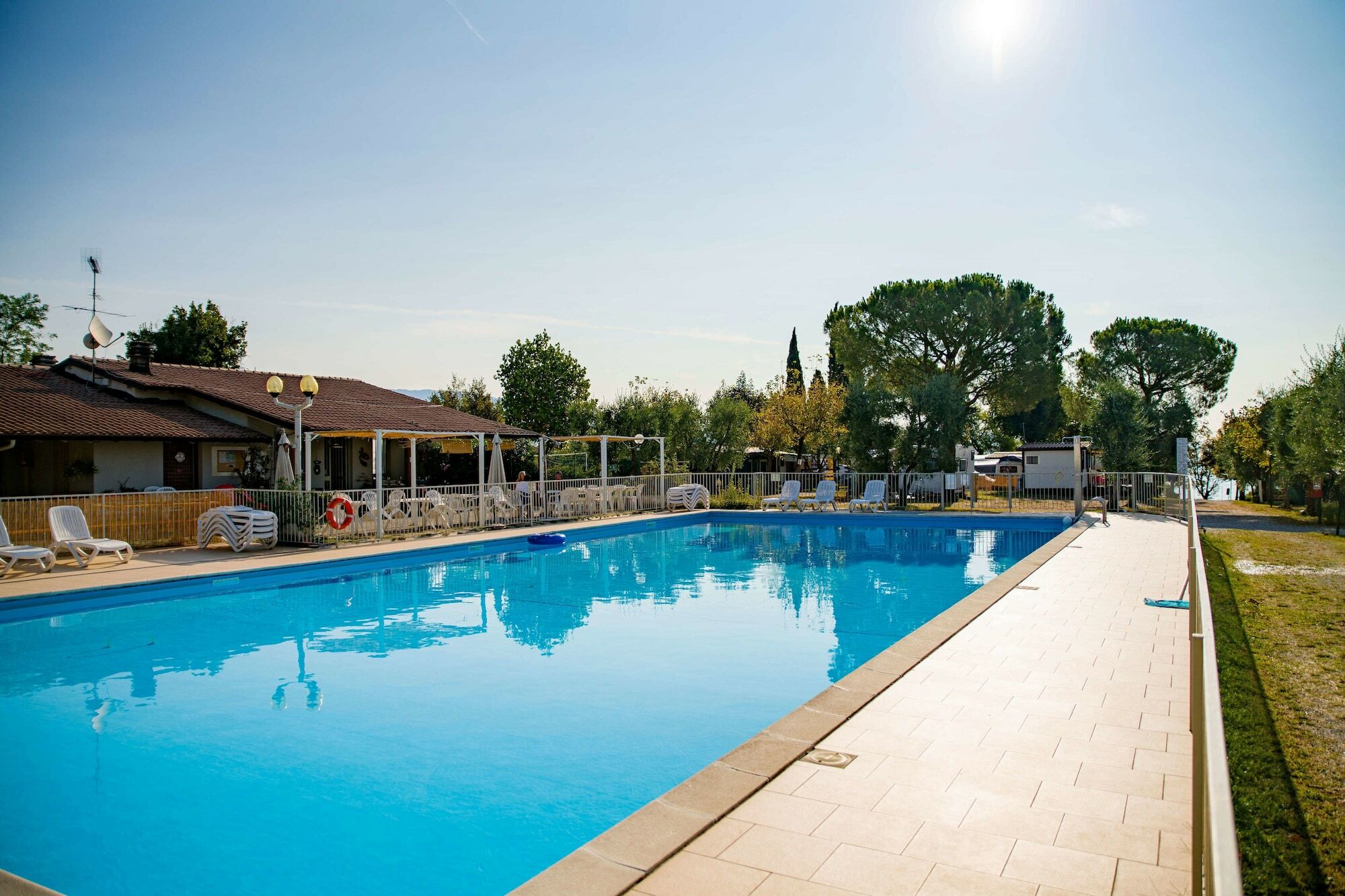 Vacanze Glamping Boutique San Felice del Benaco Luaran gambar
